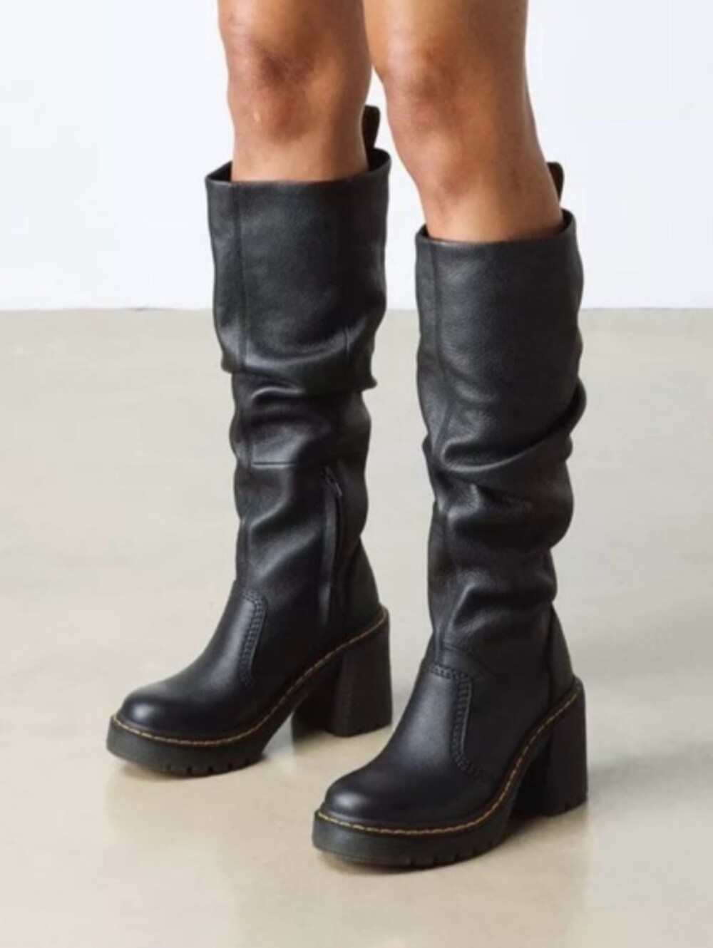 NEW Dr. Martens kasey Virginia Tall Leather Boots Size 8